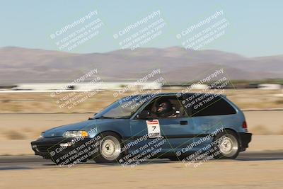 media/Oct-24-2025-Doghouse Garage (Fri) [[783d2ff07a]]/5-Beginner/Session 1 (Follow the Leader)/